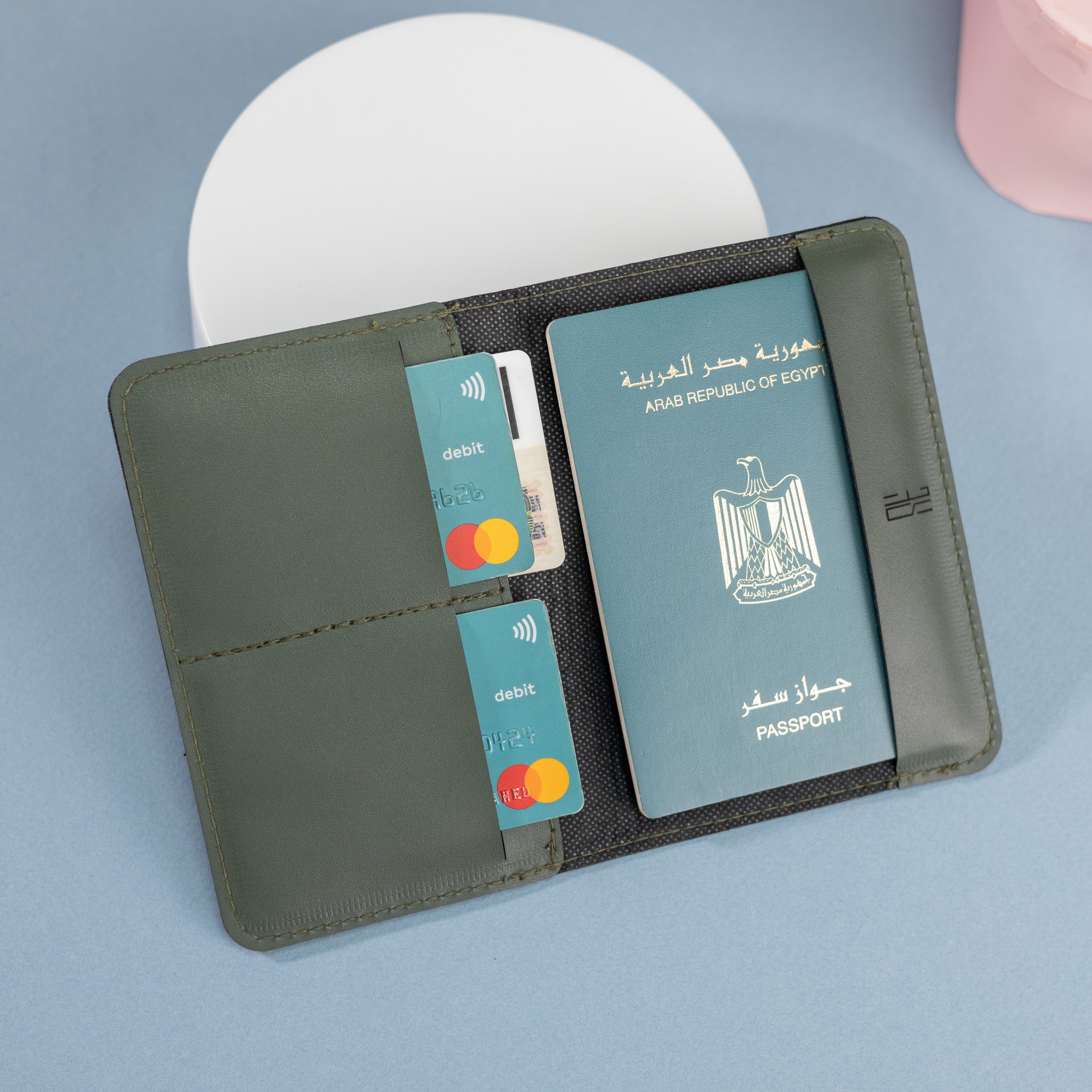 Stitch Passport Cover - olive